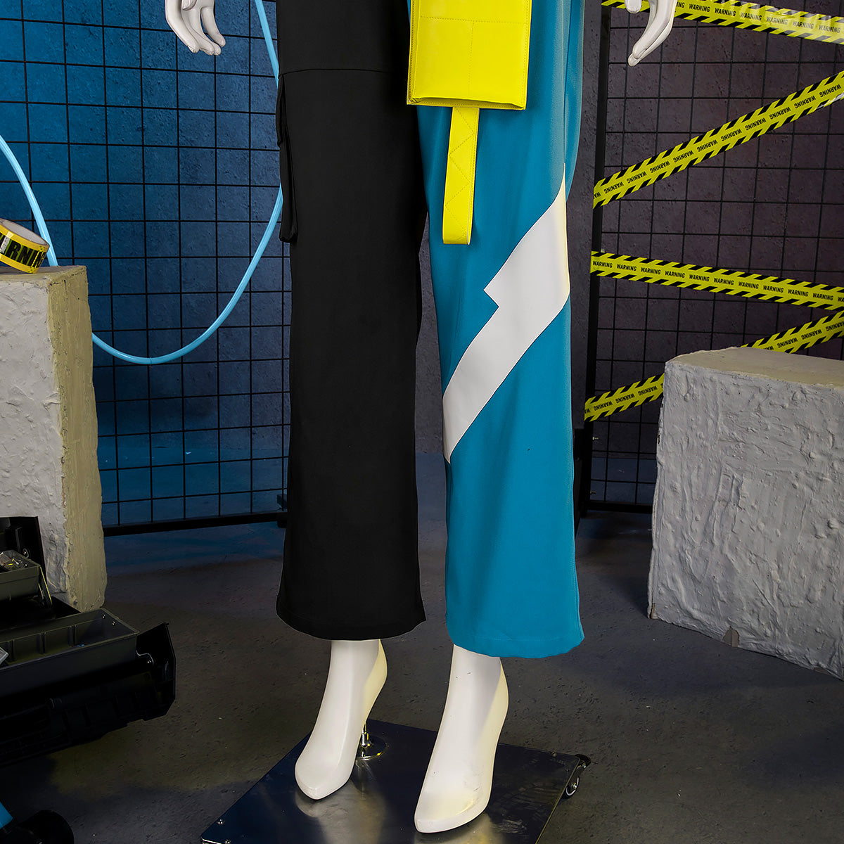 PM PM Legends: ZA Canari Cosplay Costume