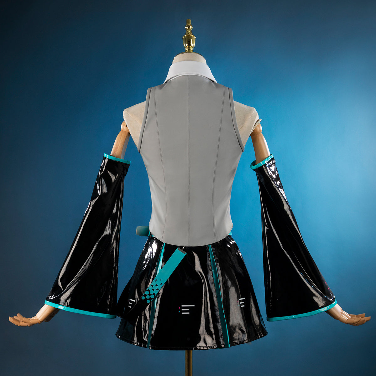 Vocal Idol V6 Mikq Cosplay Costume