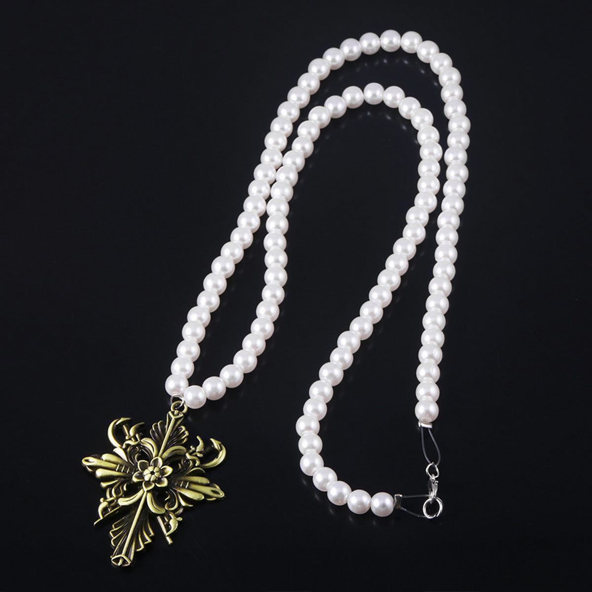 RE 8 Village Alcina Dimitrescu Vampire Lady Dimitrescu Necklace Cosplay Accessory Prop